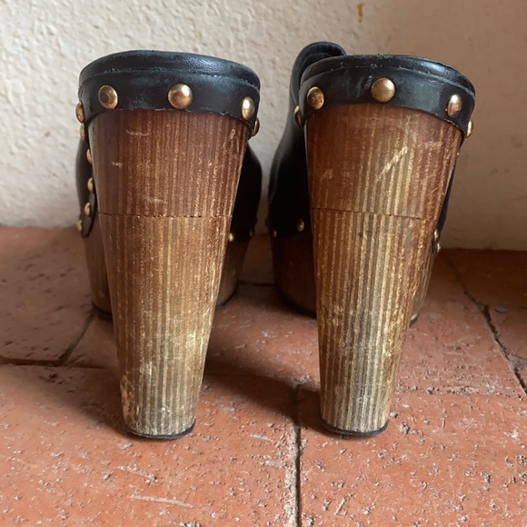 ELIE TAHARI | Clogs - Picture 3 of 6